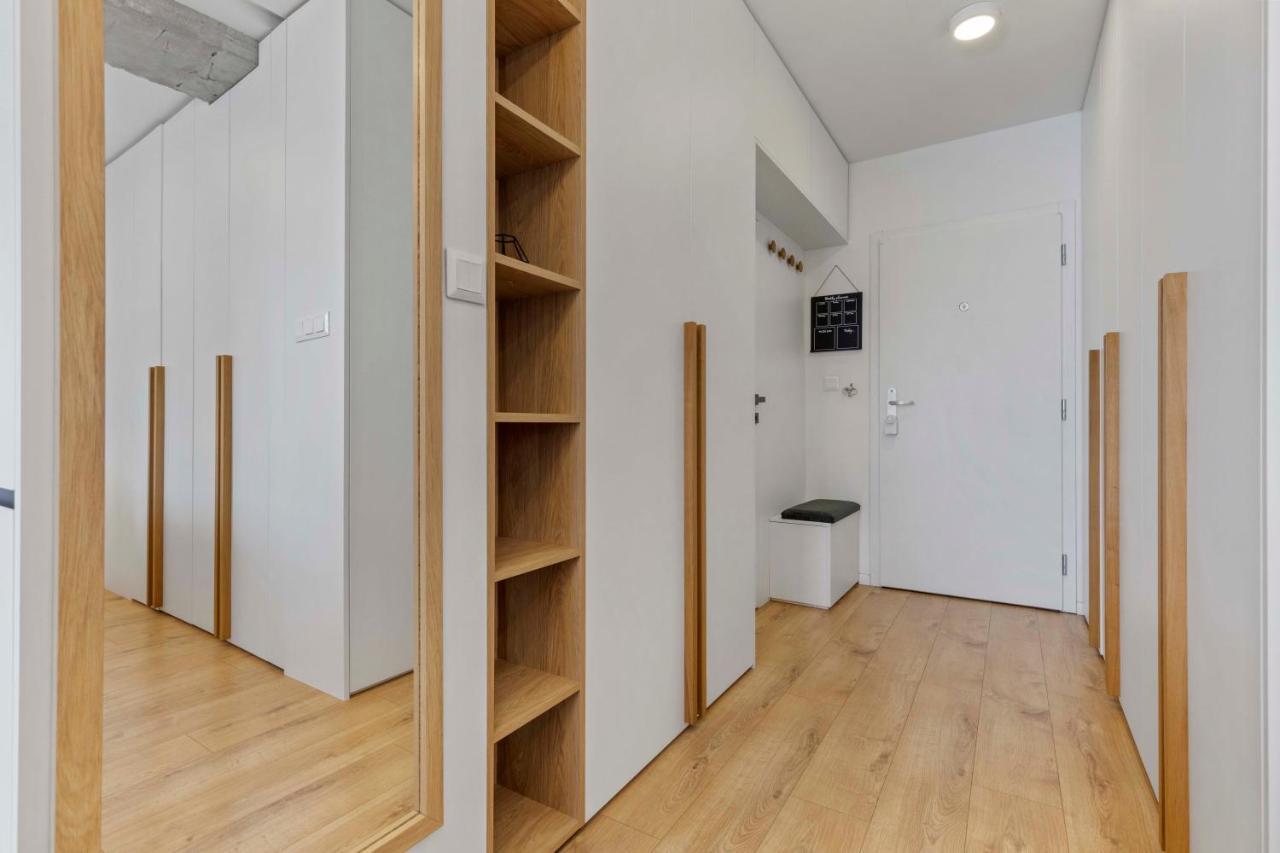 Lam Concrete - Ac - Balcony Apartment Bratislava Exterior photo