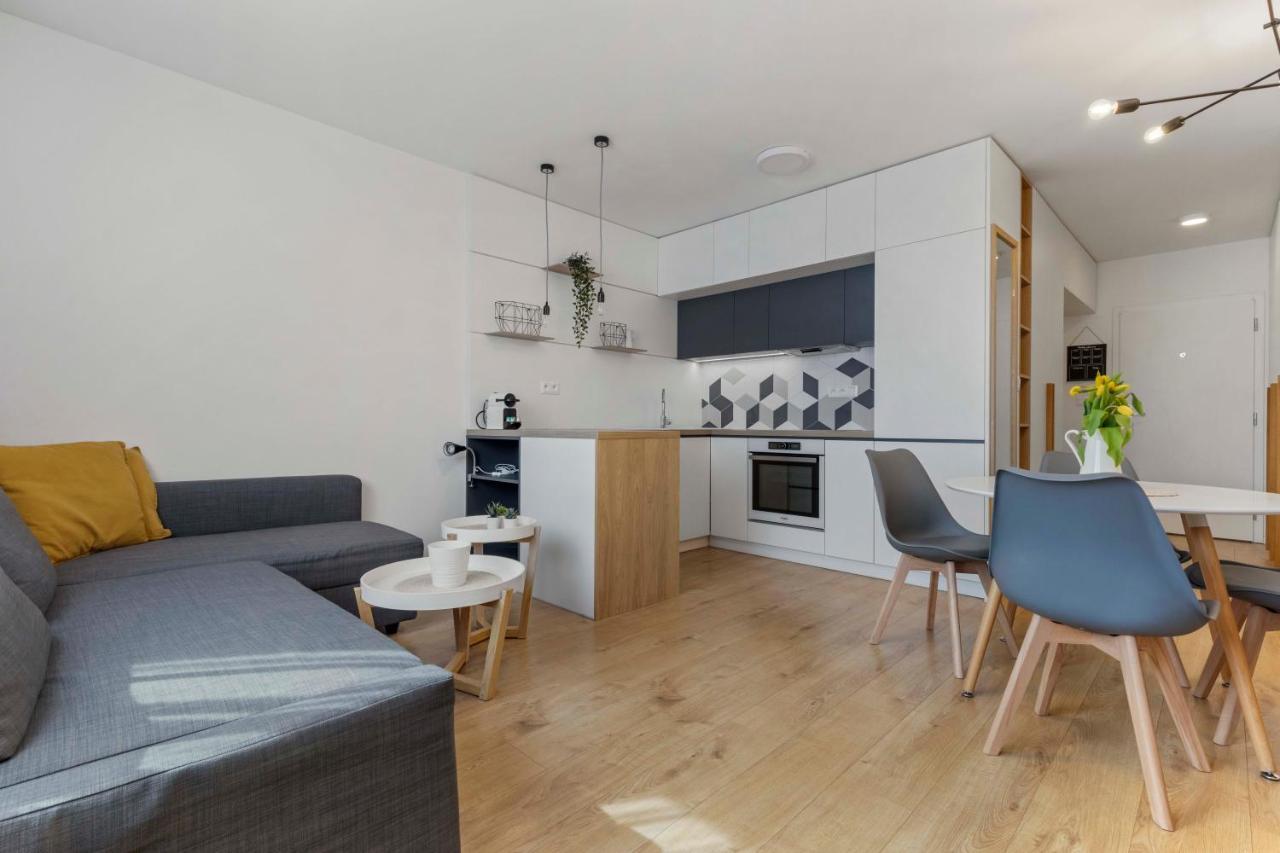 Lam Concrete - Ac - Balcony Apartment Bratislava Exterior photo